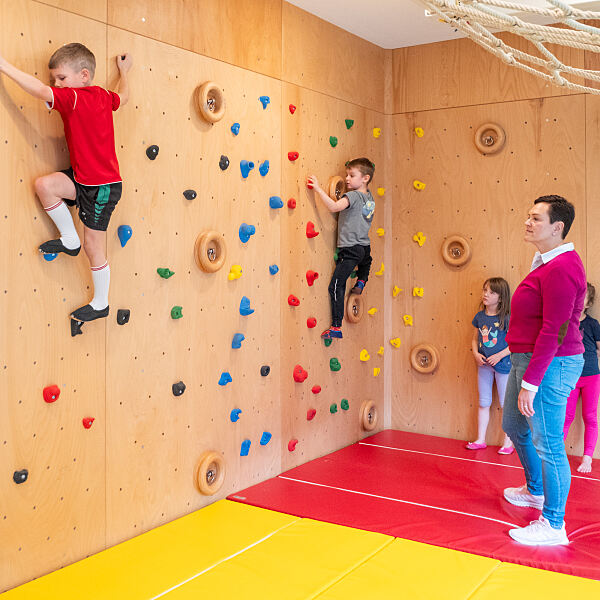 München_GiB_2026_Kletterwand