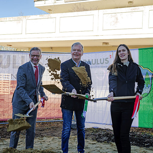 Spatenstich für grünes Wohnbauprojekt in Grünwald am 25. Februar 2026 