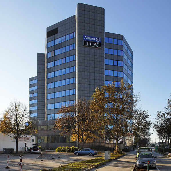 Zum Objekt am Hietzinger Kai 101–105 gehören rund 6.703 Quadratmeter Grundstücksfläche und 272 Stellplätze.