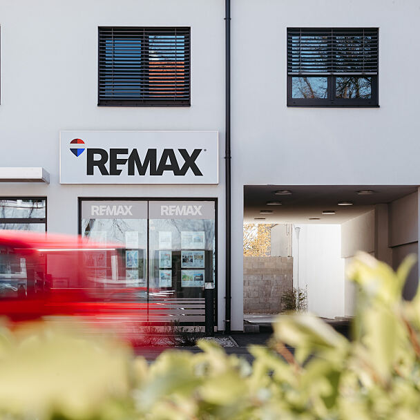 Remax Germany_Office_Storefront