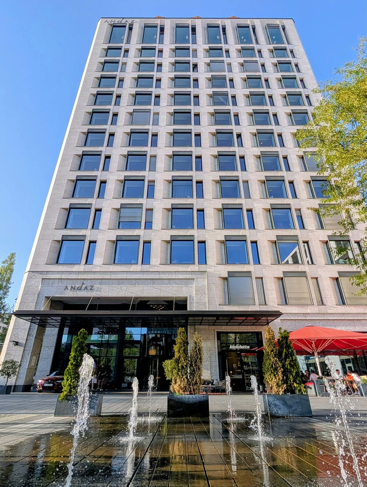 Hotel Andaz München - eines der führenden Longevity-Hotels in München laut LNGVTY
