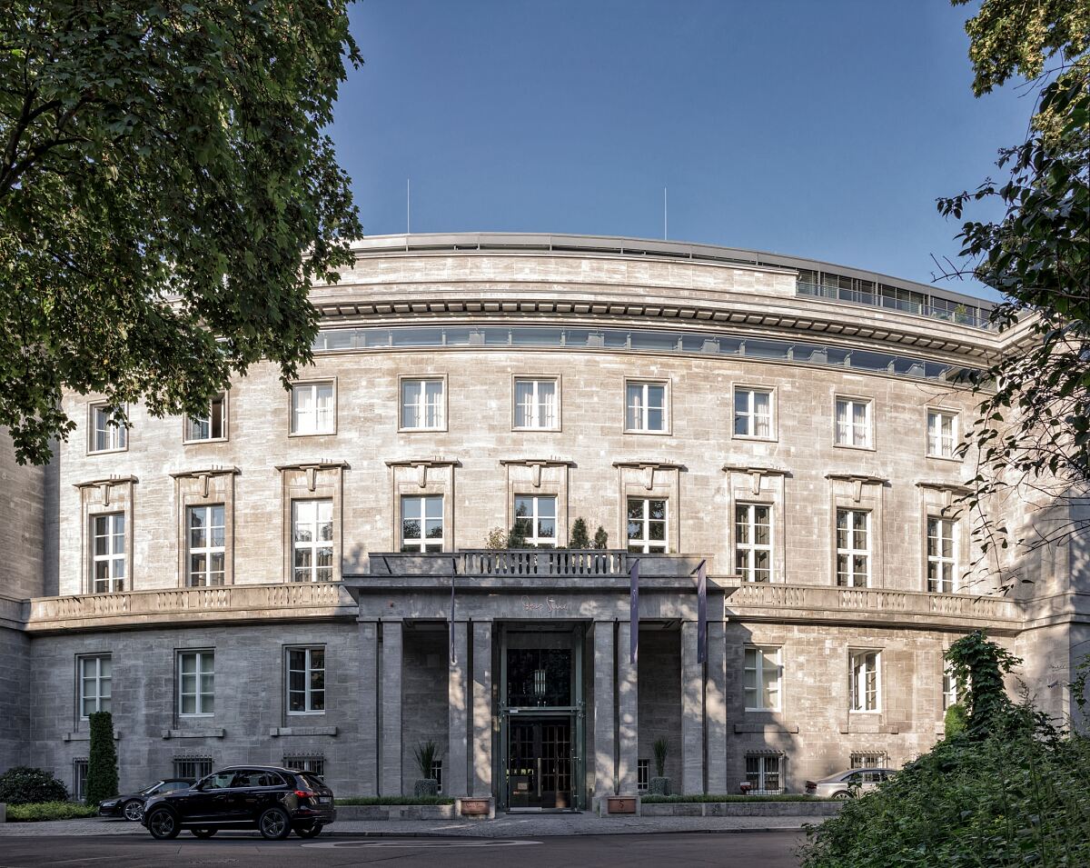 Das Stue Hotel Berlin außen