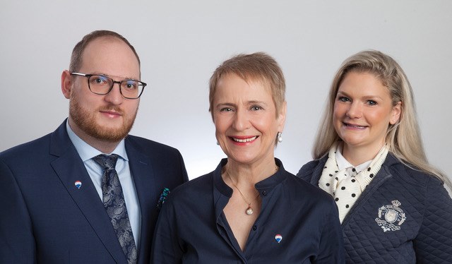 Maximilian Schlue, Sabine Schlue, Elisabeth Mühlbauer (c)Remax Germany