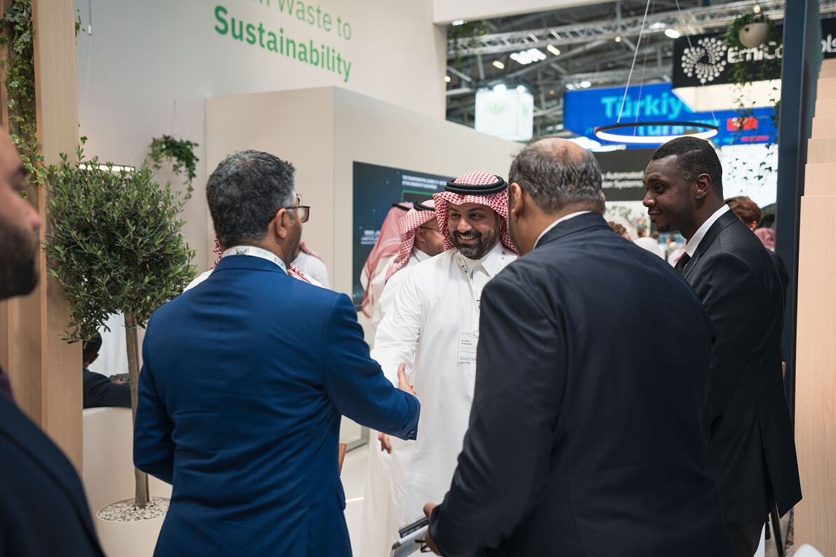 At the IFAT trade fair, Sultan Alharthi explains the sustainable investment opportunities in Saudi Arabias waste sector to a group of influential delegates.