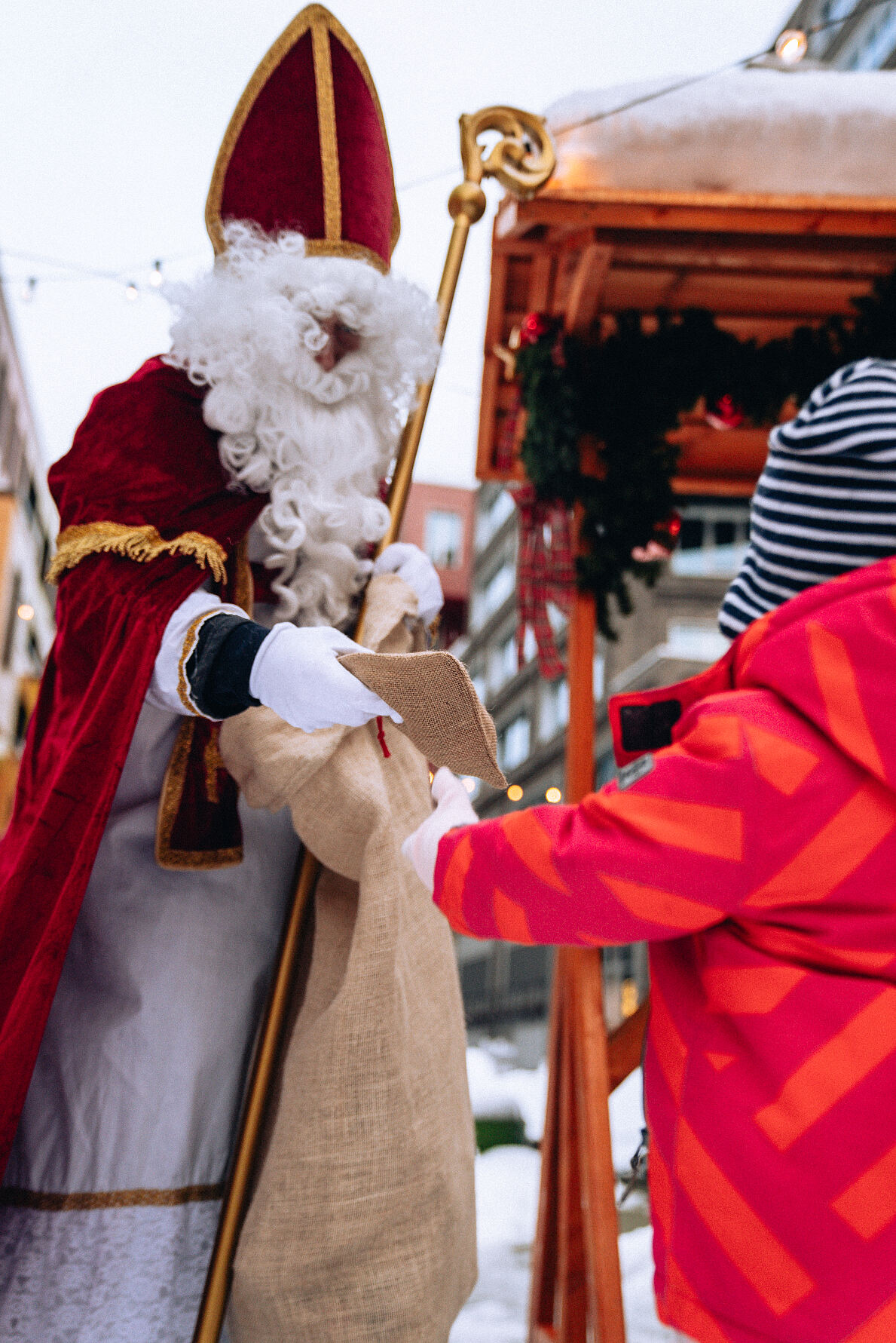 Nikolaus besucht die WeihnachtsMacherei