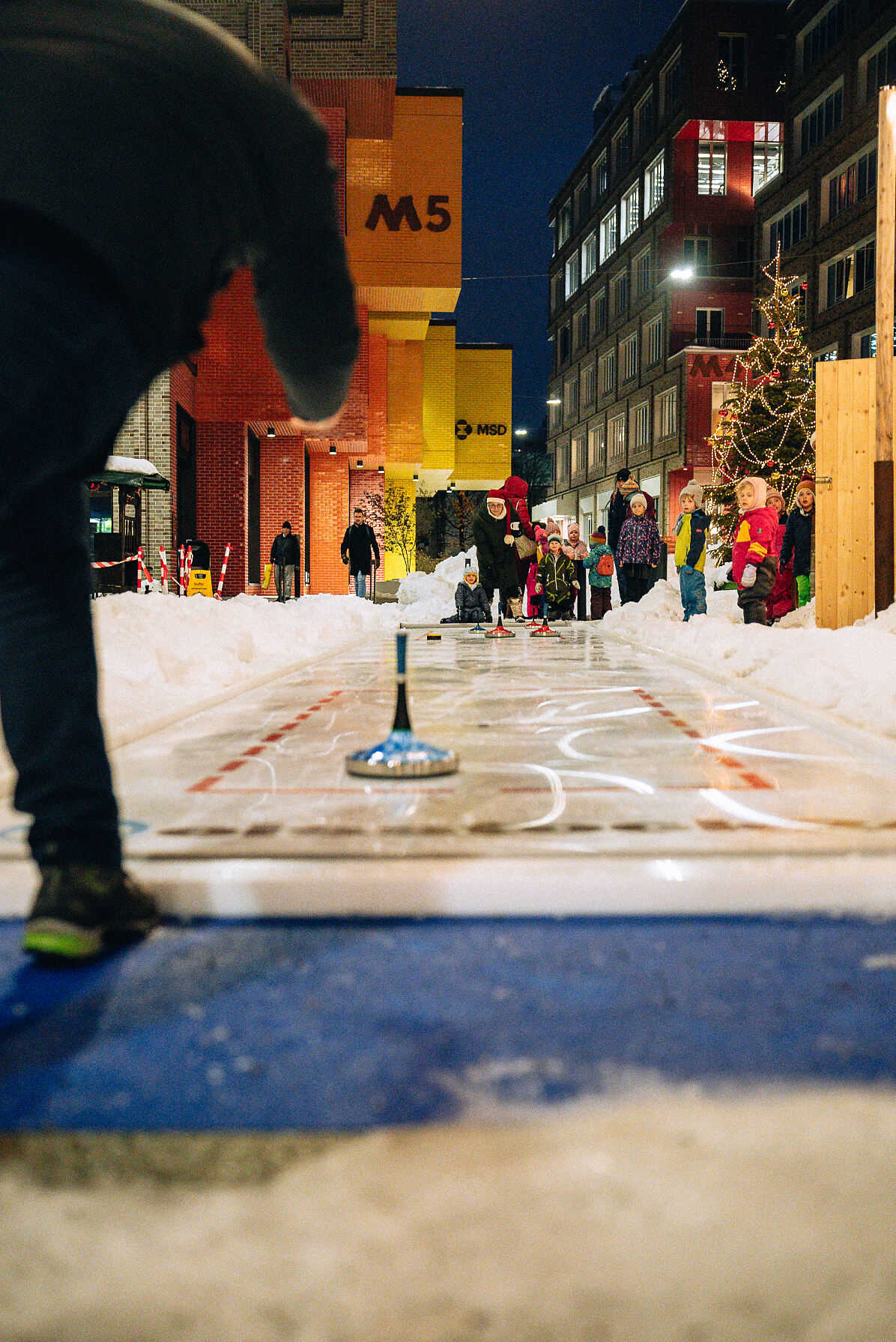 Eisstockschießen in der Weihnachtsmacherei