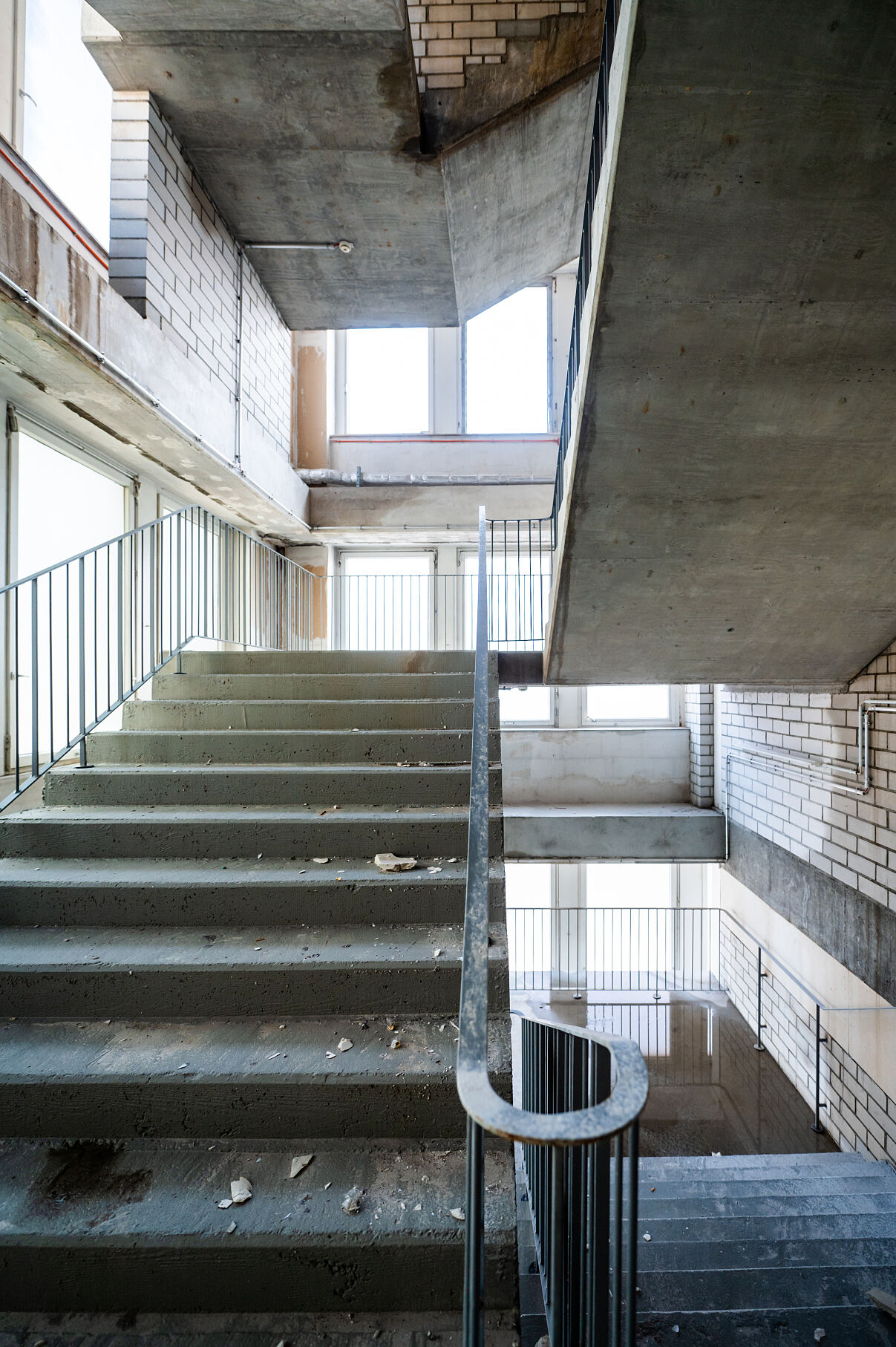 Die Baustelle im Bestand: Der Umbau an der Kaufingerstraße steht für die Transformation von Münchens einstiger Einkaufsmeile zu einer multifunktionalen City-Adresse.