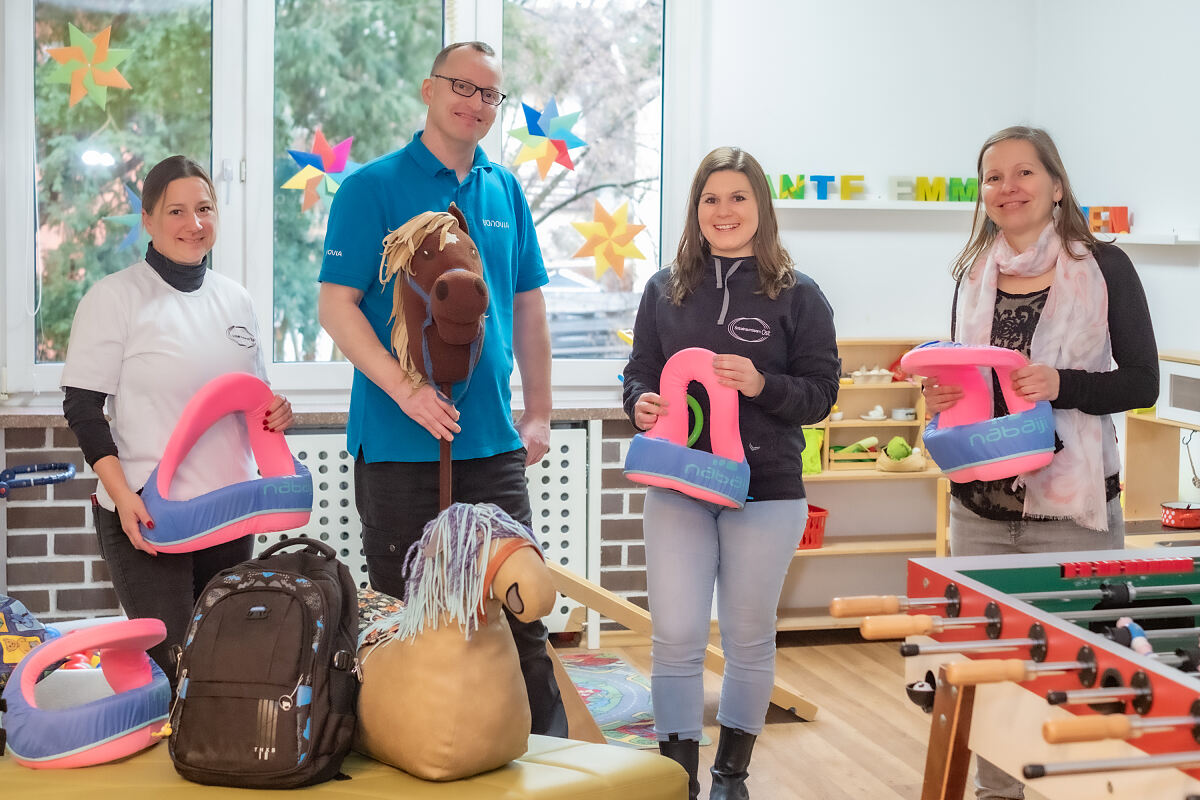Rosenheim_Spende Jugendhilfe_Gruppenfoto