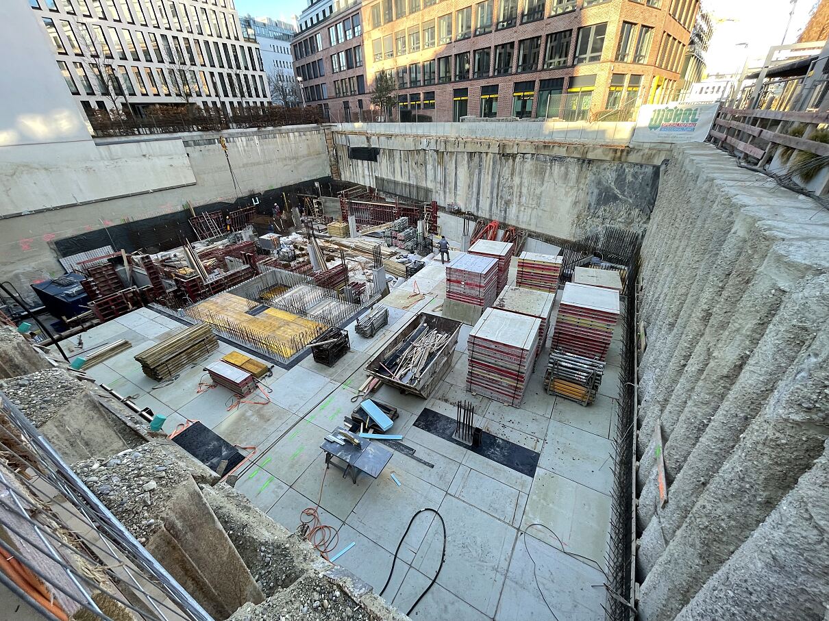 Baustelle Immobilienprojekt MONACO im Werksviertel München im Januar 2026